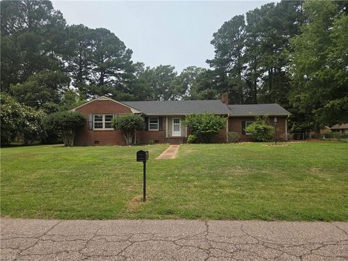3314 Dogwood Dr, Portsmouth, VA, 23703-3714 | Card Image