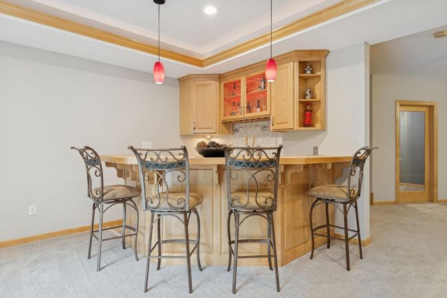 Lower Level Wet Bar | Image 38