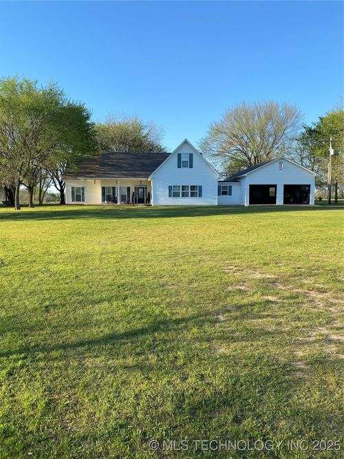 809 Harkey St, Tishomingo, OK, 73460-3216 | Card Image