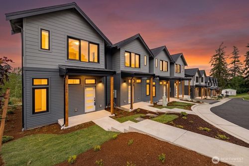 1109 Divine Ln, Bellingham, WA, 98229-2153 | Card Image