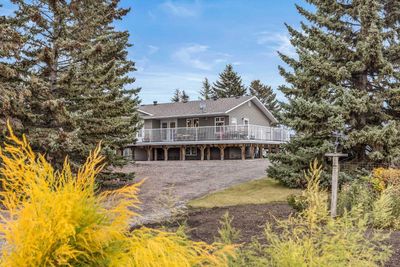 280086 Township Road 235 A, House detached with 3 bedrooms, 2 bathrooms and 10 parking in Rocky View County AB | Image 1