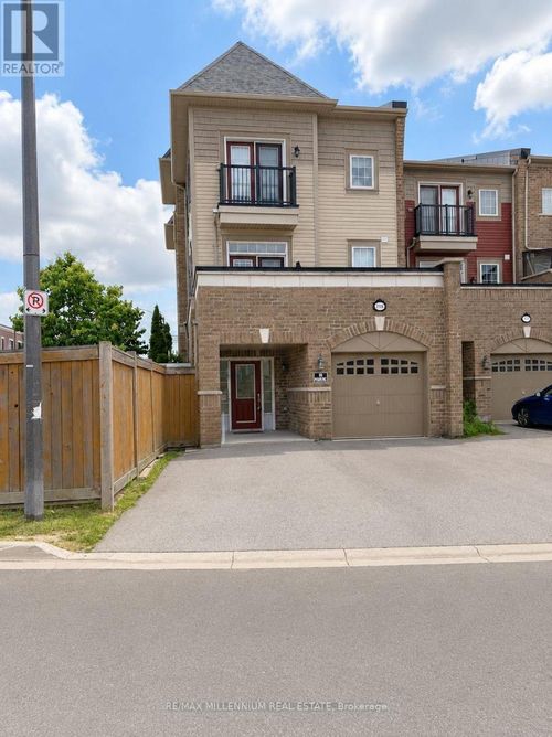 218 Dougall Avenue, Caledon, ON, L7C3T6 | Card Image