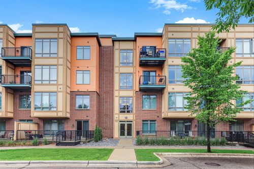 411-1070 Grandview Ct Ne, Columbia Heights, MN, 55421-2388 | Card Image