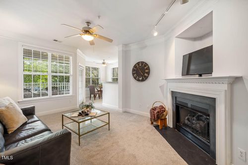 12-1221 Arborgate Cir, Chapel Hill, NC, 27514-6506 | Card Image