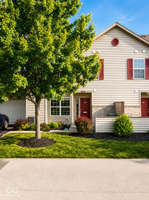 3008 Wildcat Ln, Indianapolis, IN, 46203-6702 | Card Image