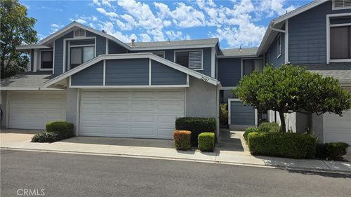 22141 Newbridge Dr, Lake Forest, CA, 92630-6512 | Card Image