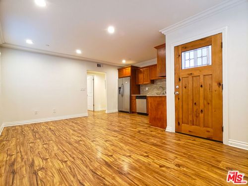 1144 Mariposa Ave, LOS ANGELES, CA, 90006-1440 | Card Image