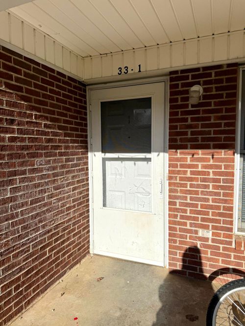 1-33 Driftwood Cir, Somerset, KY, 42501-1186 | Card Image