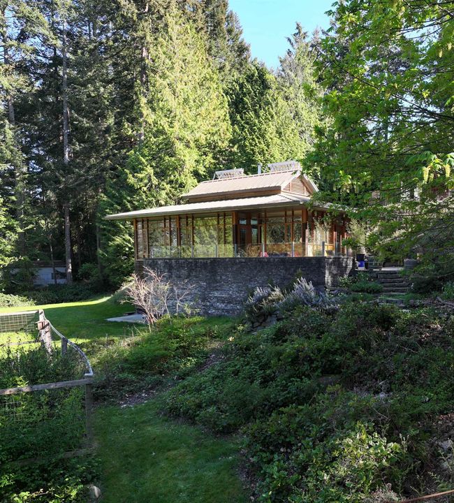 276 Porter Road, House other with 1 bedrooms, 2 bathrooms and null parking in Mayne Island BC | Image 27