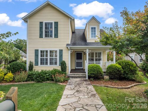 10 Cotton Creek Cir, Black Mountain, NC, 28711-7100 | Card Image