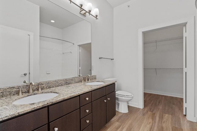 Secondary Bathroom | Image 18