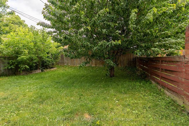 839 Modlin Rd, House attached with 5 bedrooms, 3 bathrooms and 3 parking in Pickering ON | Image 25