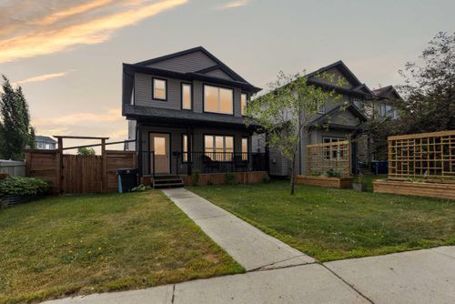 189 Walnut Cres, Fort Mcmurray, AB, T9K0N4 | Card Image