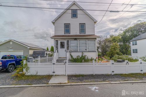 36 Smith St, Sayreville, NJ, 08872-1546 | Card Image