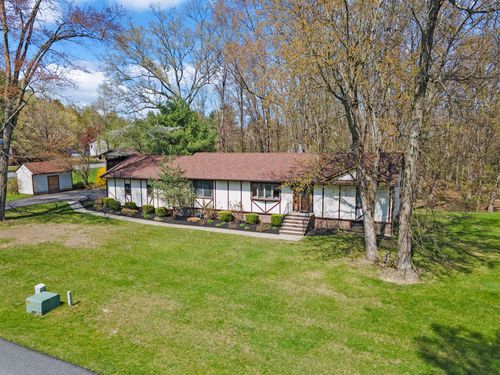 13 Angelo Dr, Pine Bush, NY, 12566-6801 | Card Image