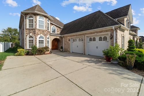 4532 Lanstone Ct Sw, Concord, NC, 28027-8704 | Card Image