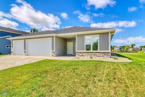 1254 5th St Nw, West Fargo, ND, 58078-3821 | Card Image