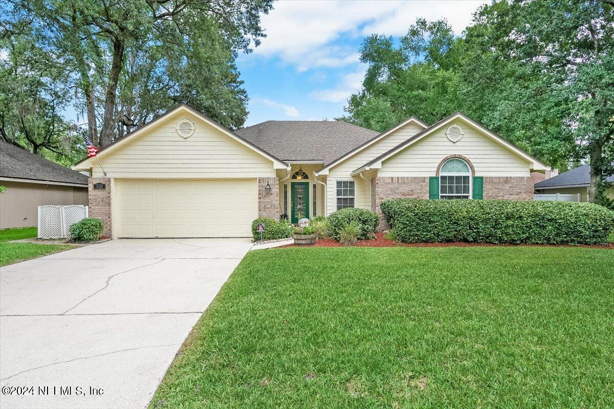 Honeysuckle Way, Saint Johns, FL 32259