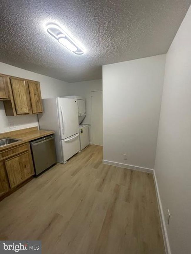 APT-114 - 5903 Mount Eagle Dr, Condo with 2 bedrooms, 2 bathrooms and null parking in ALEXANDRIA VA | Image 9