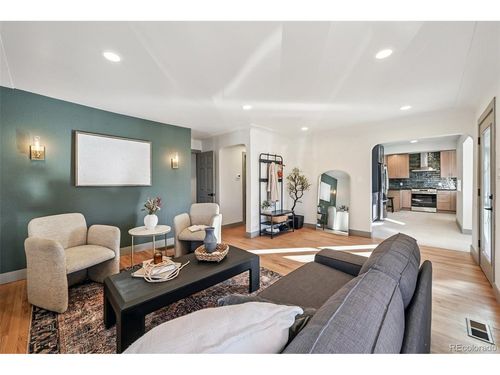 3580 Newport St, Denver, CO, 80207-1506 | Card Image