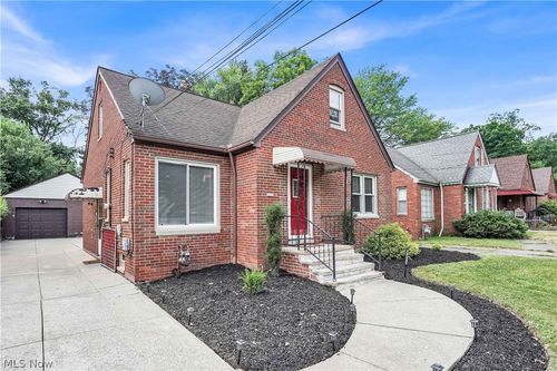 2313 Lorimer Rd, Cleveland, OH, 44134-4021 | Card Image