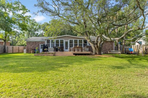 689 Port Cir, Charleston, SC, 29412-8931 | Card Image