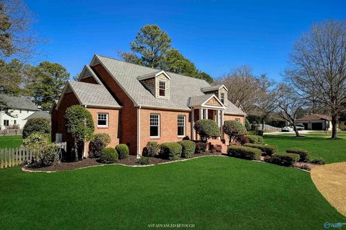 1511 Ausley Bend Rd Nw, Hartselle, AL, 35640-8520 | Card Image