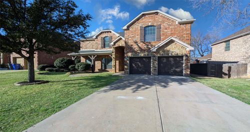 907 Greenfield Ct, Kennedale, TX, 76060-5497 | Card Image