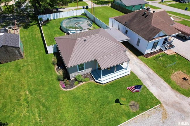 1007 Landes St, House other with 2 bedrooms, 2 bathrooms and null parking in Mount Carmel IL | Image 18