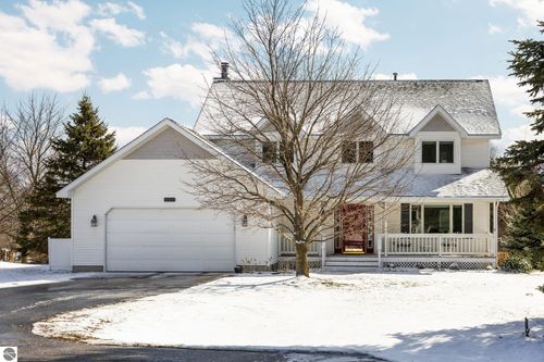 3605 Silver Farms Lane, Traverse City, MI, 49684 | Card Image