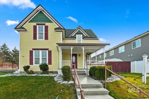 520 16th Ave N, Nampa, ID, 83687-3538 | Card Image