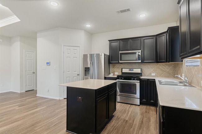 2131 Lost Timbers Dr, House other with 3 bedrooms, 2 bathrooms and 2 parking in Conroe TX | Image 16