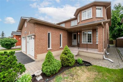 8840 Martin Grove Rd, House other with 4 bedrooms, 4 bathrooms and 4 parking in Woodbridge ON | Image 3