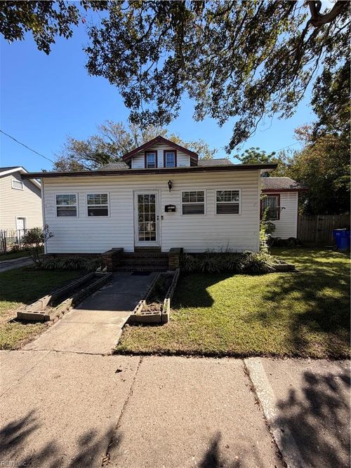 119 Beechwood Ave, Norfolk, VA, 23505-1106 | Card Image