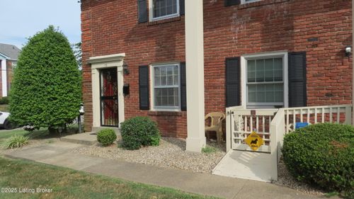 73-1926 Goldsmith Ln, Louisville, KY, 40218-2090 | Card Image