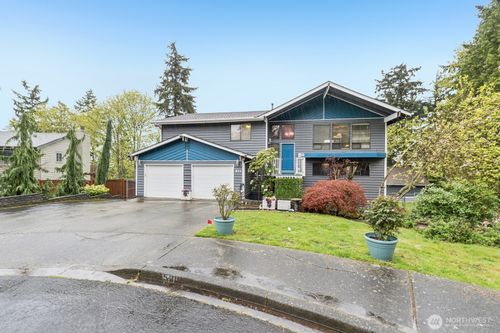 511 S 31st St, Renton, WA, 98055-5058 | Card Image