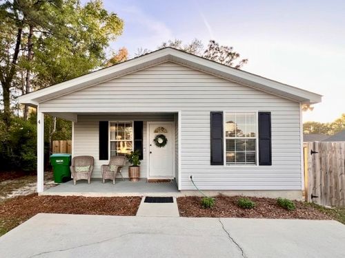 4 Ted Lott Ln, Crawfordville, FL, 32327-3215 | Card Image