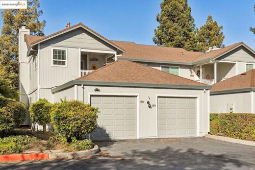 1893 Shirley Dr, Benicia, CA, 94510-2671 | Card Image