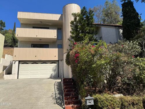 1530 Indiana Ave, South Pasadena, CA, 91030-4112 | Card Image