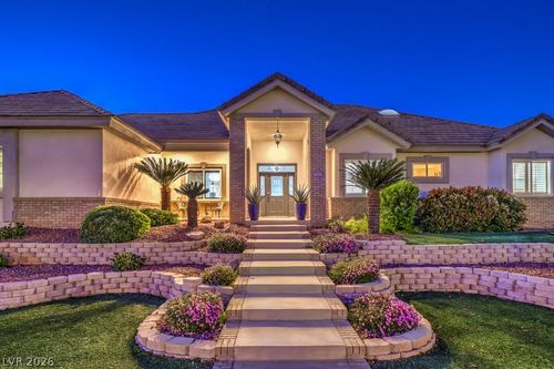 1535 Sunrise Cir, Boulder City, NV, 89005-4211 | Card Image