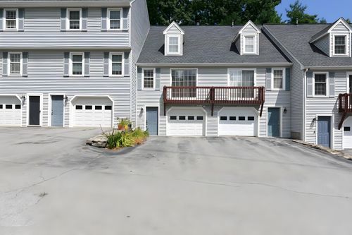 8 Hawkstead Holw, Nashua, NH, 03063-7023 | Card Image