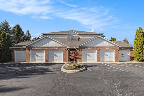 112 Cherrylane Dr, Milan, MI, 48160-1093 | Card Image