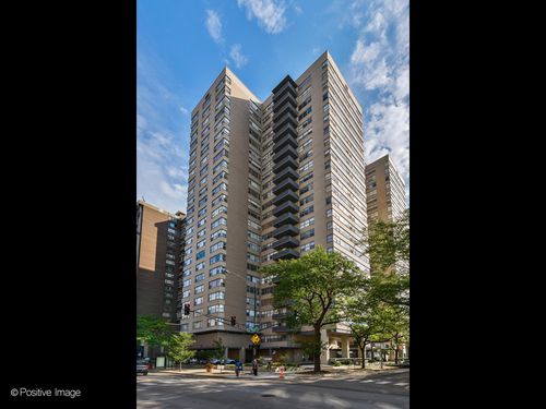 14-o-6301 N Sheridan Rd, Chicago, IL, 60660-1779 | Card Image