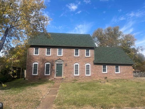 8442 Chimneyrock Blvd, Cordova, TN, 38016-5154 | Card Image