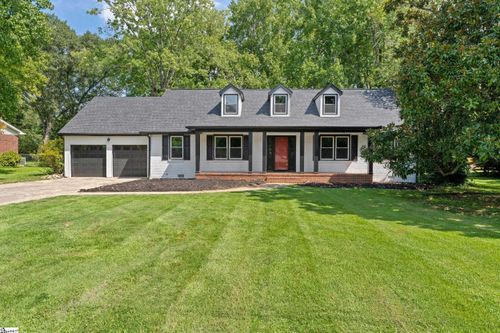 201 Rosemary Ln, Greenville, SC, 29615-2013 | Card Image