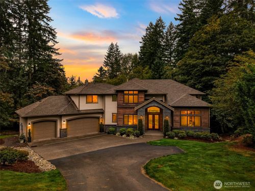 7709 216th Ave Ne, Redmond, WA, 98053-7732 | Card Image