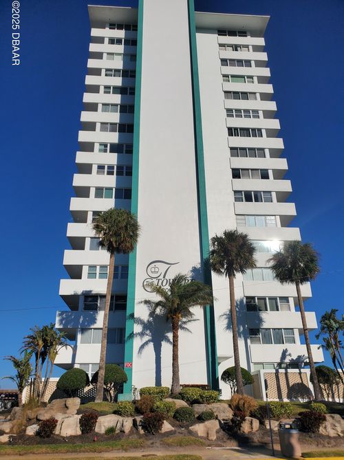 2800 N Atlantic Ave, DAYTONA BEACH, FL, 32118-3052 | Card Image