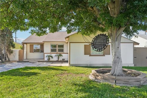 11761 Gail Ln, Garden Grove, CA, 92840-2414 | Card Image