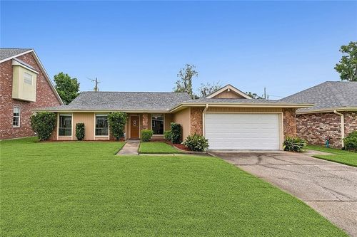 120 Melrose Dr, Destrehan, LA, 70047-2116 | Card Image