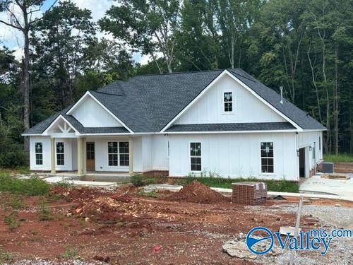 2531 Carters Gin Rd, Toney, AL, 35773-9731 | Card Image